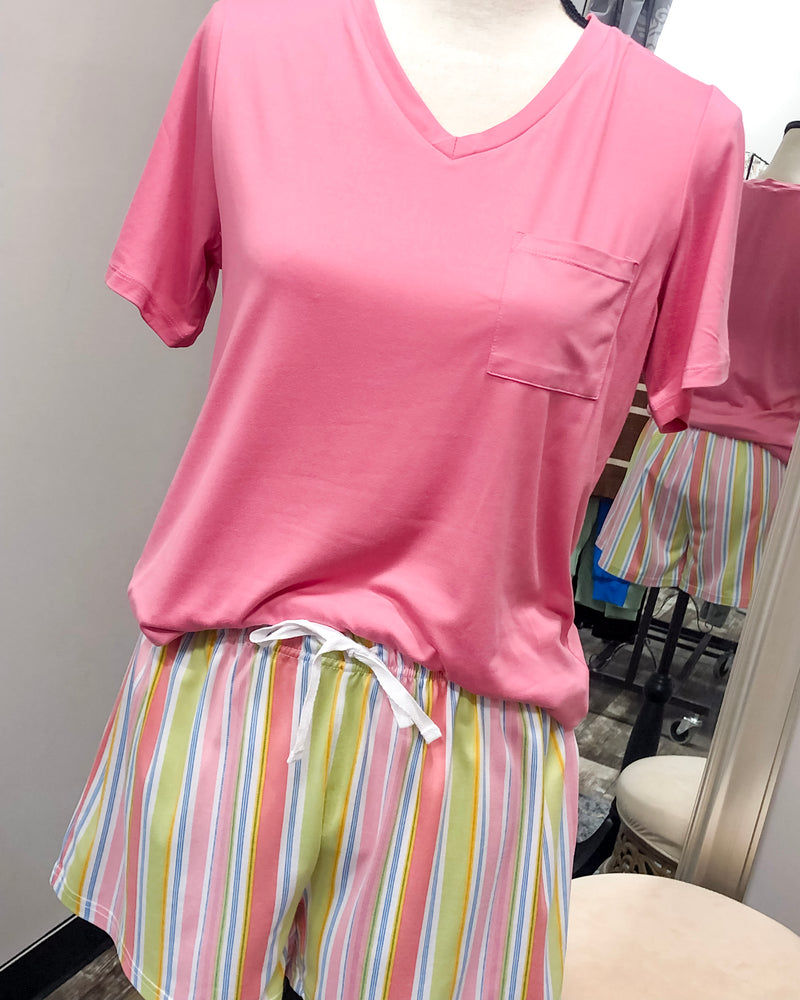 Highlands V-neck Pocket Tee - Pink