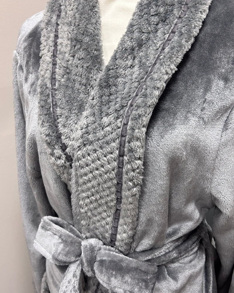 Plush Soft Warm Fleece Robe - Grey