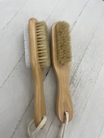 Pumice Brush Wooden