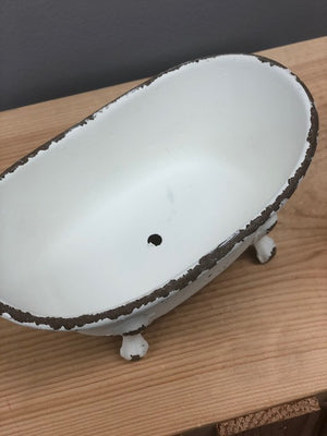 Distressed Cream Bathtub