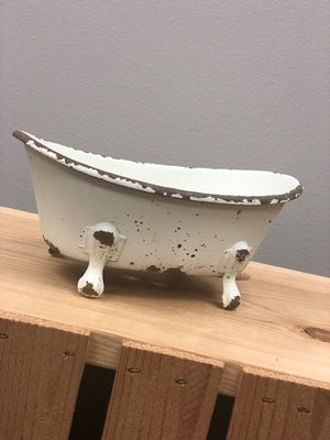 Distressed Cream Bathtub