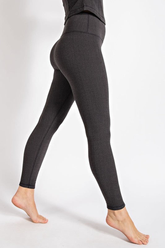 
            
                Load image into Gallery viewer, High Waisted Leggings - Black
            
        